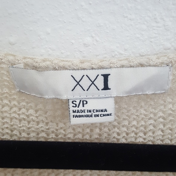 Forever 21 XXI Boho CropTop Knit Geometric Pattern - Picture 3 of 8